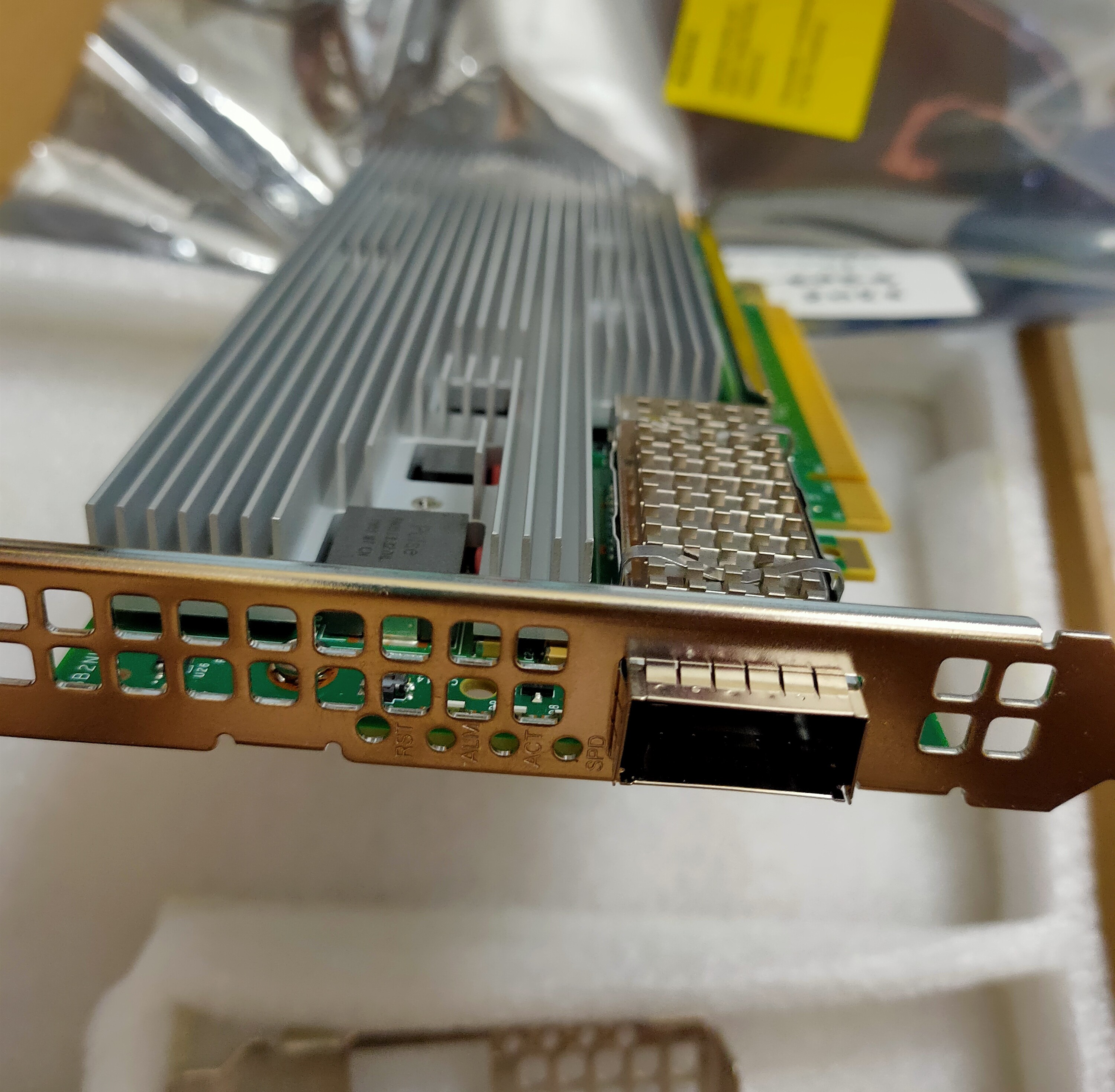 Broadcom 100G NIC Card - NVMe over Fabrics (NVMe-oF) supported